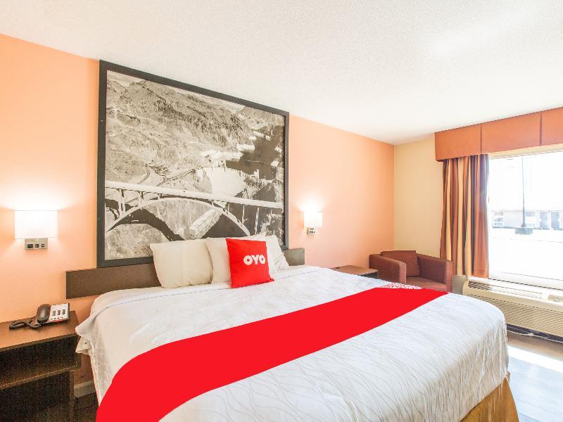 Rodeway Inn & Suites Брукхейвен Экстерьер фото